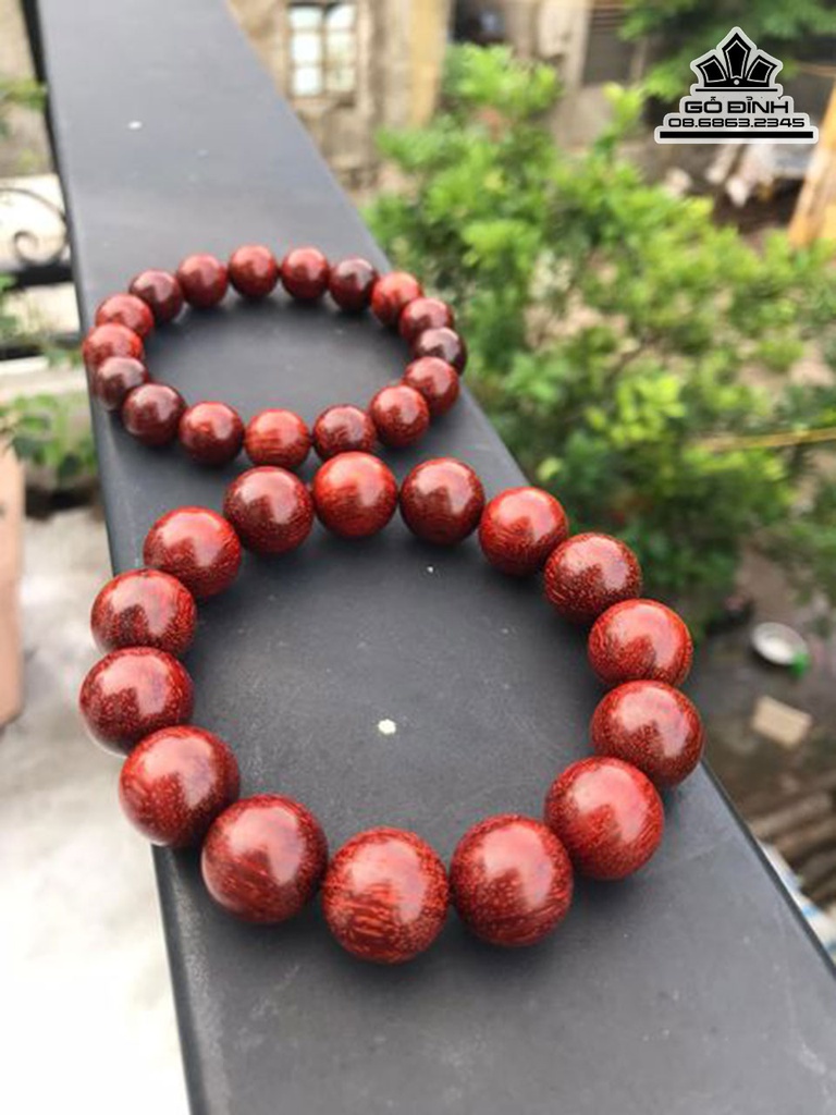 Vòng Tay Hạt Tròn Gỗ Tử Đàn 20 Li