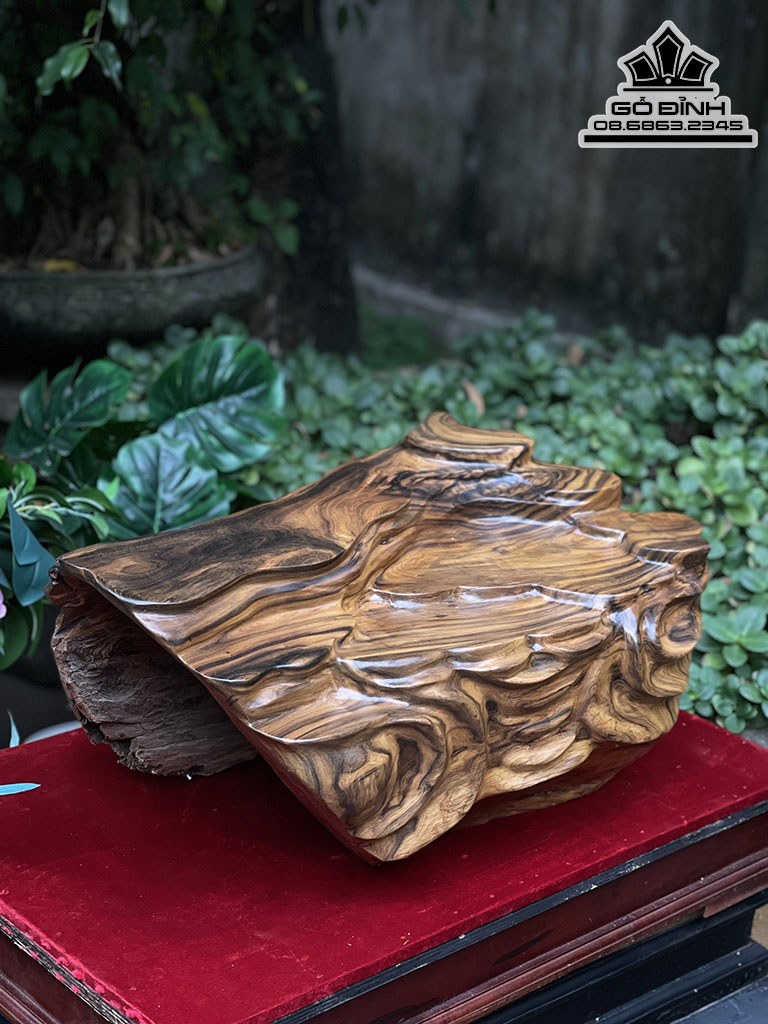 Bàn Trà Gỗ Chun Sụn Bách Xanh Thơm Cao 29 Ngang 59 Sâu 48 (cm)