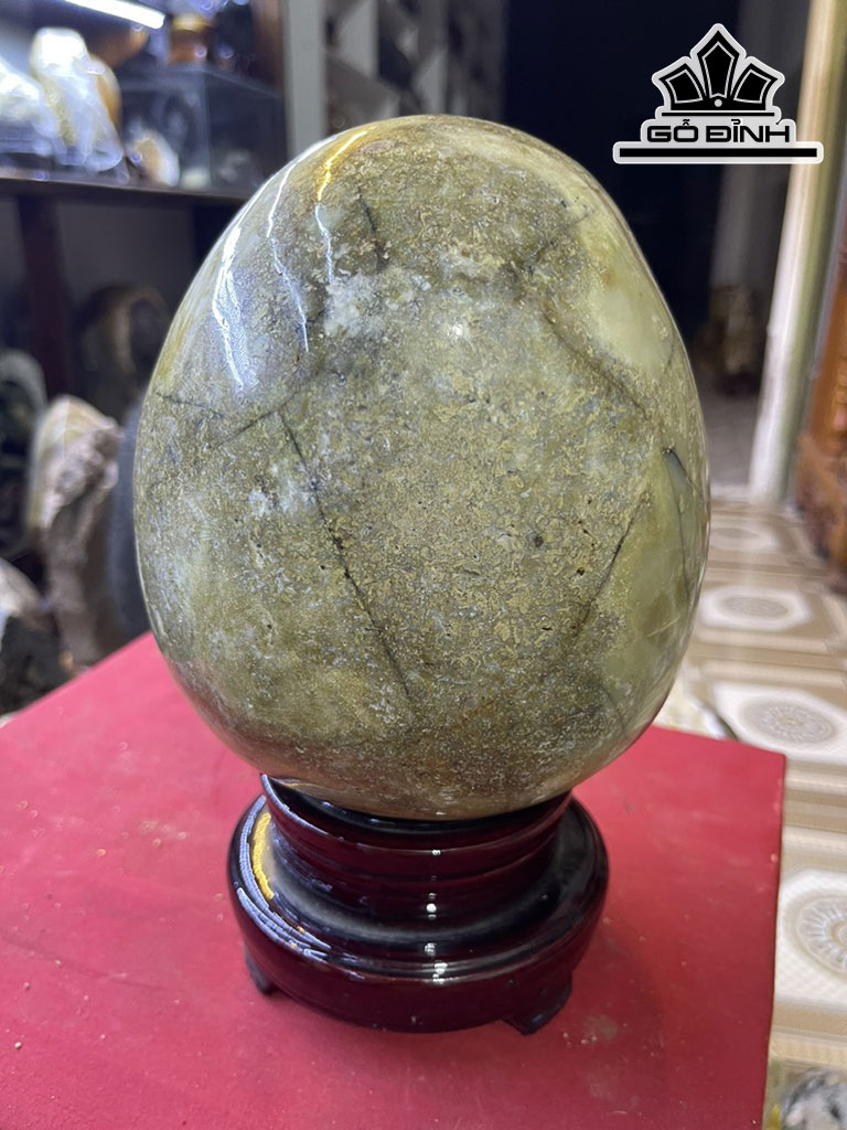 Tác Phẩm Đá Mã Não Cao 16 (cm) 3.5kg