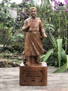 Tượng Trần Hưng Đạo Trần Quốc Tuấn Gỗ Bách Xanh  Cao 39 Ngang 14 Sâu 12 (cm)