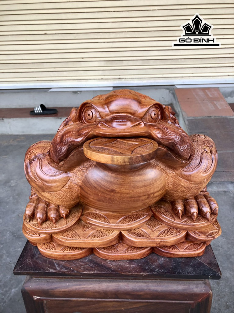Tượng Thiềm Thừ Gỗ Hương Cao 28 Ngang 36 Sâu 32 (cm)