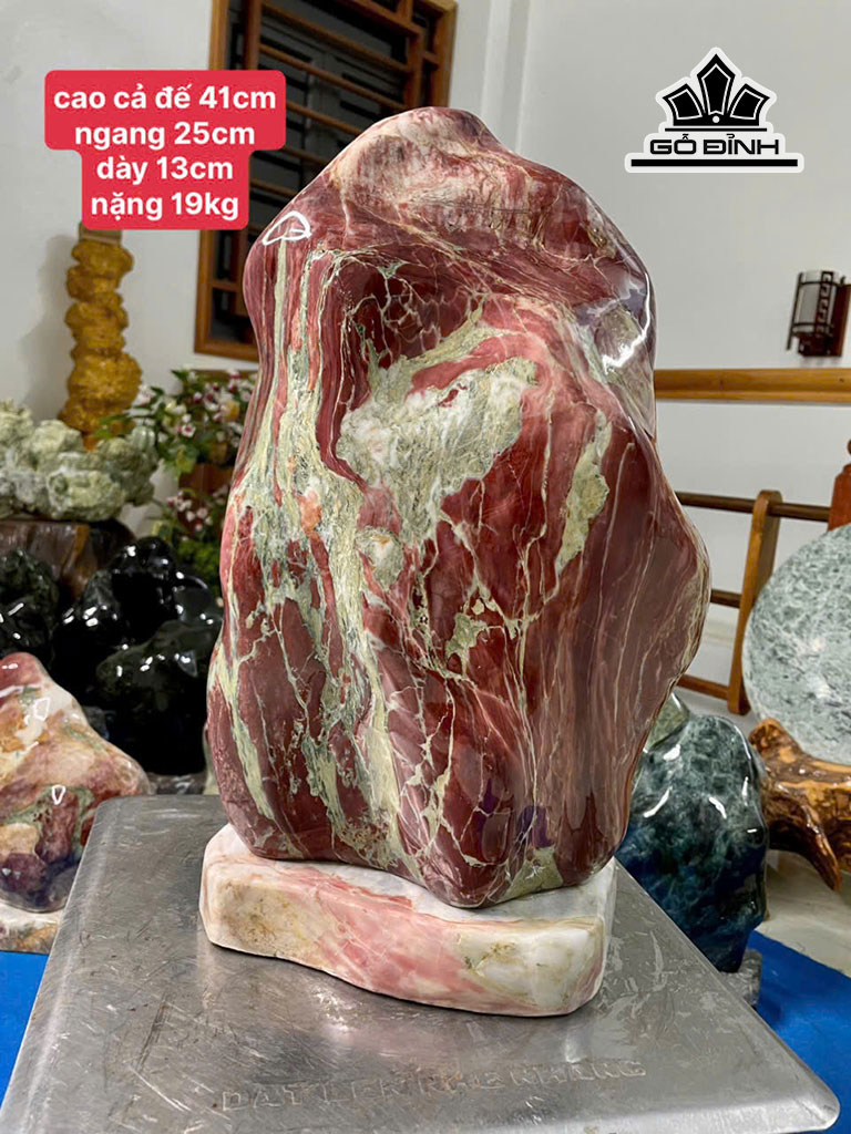 Tác Phẩm Đá Serpentine Cao 41 Ngang 25 Sâu 13 (cm) 19kg