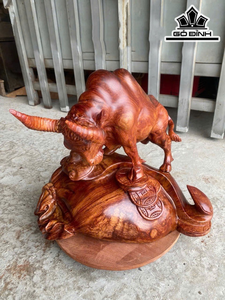 Tượng Bò Tót Gỗ Cẩm Cao 36 Ngang 42 Sâu 26 (cm)