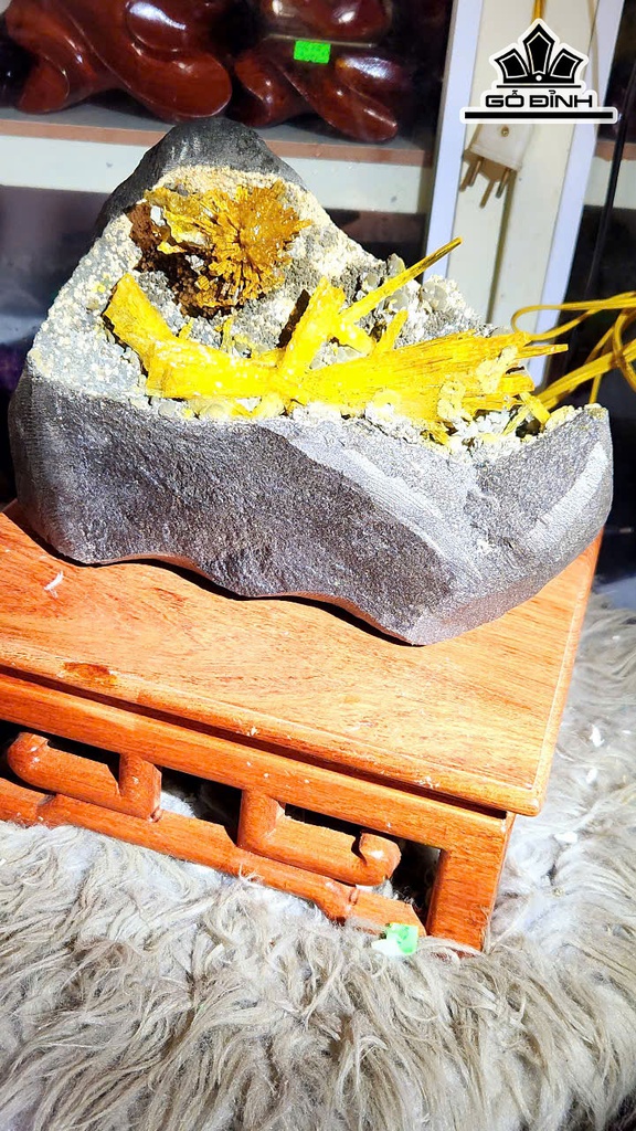 Bông Hoa Ưu Đàm Đá Trầm Tích Cao 27 Ngang 25 (cm) - 6,9kg