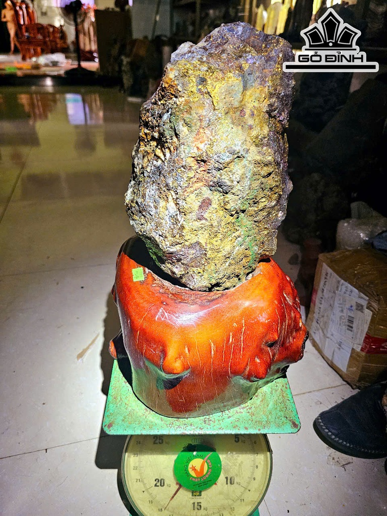 Vàng Găm Tinh Thể Đá Pyrite Cao 45 Ngang 20 (cm) - 17,7kg