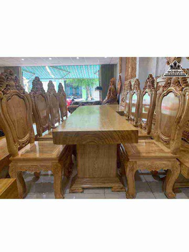 Bộ Bàn Ăn Gỗ Pơ Mu  Gồm 1 Bàn Và 8 Ghế