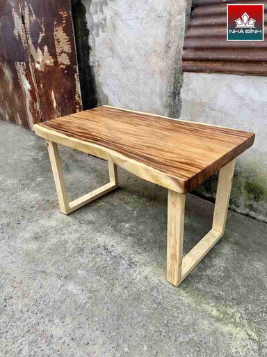 Bàn Làm Việc Gỗ Me Tây Nguyên Khối  Cao 77 Dài 130 Rộng 72-80 Dày 7.5 (cm)