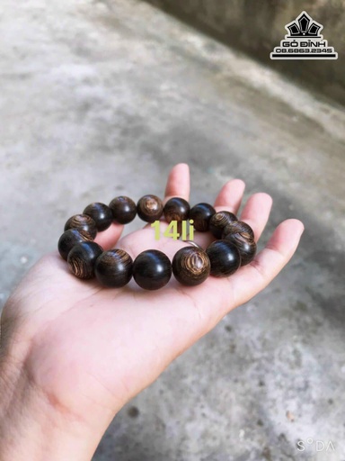 Vòng Tay Hạt Tròn Gỗ Trầm Hương Sánh Chìm 14 li