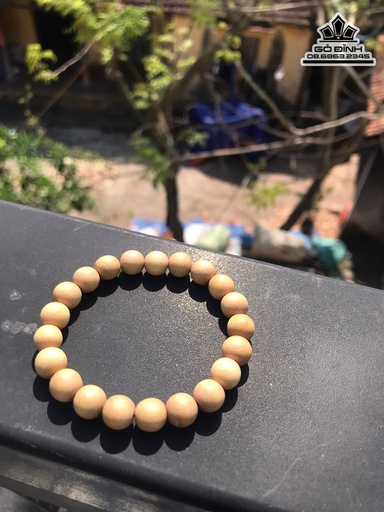 Vòng Tay Hạt Tròn Gỗ Đàn Hương 16 Li