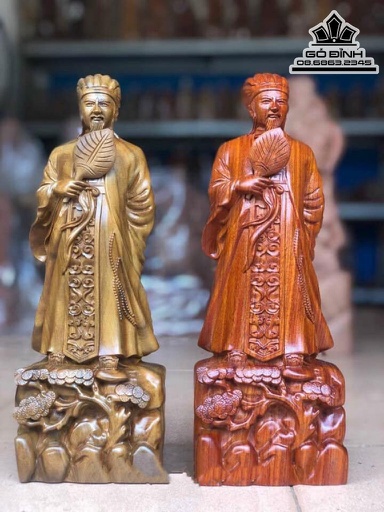 Tượng Gia Cát Lượng (Khổng Minh) Gỗ Bách Xanh Cao 20 Ngang 7.5 Sâu 5.5 (cm)