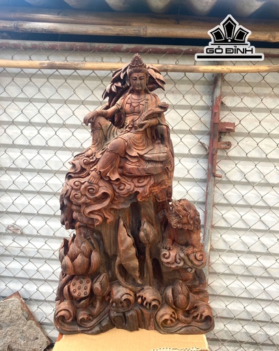 Tượng Phật Bà Quan Âm Gỗ Trắc Cao 56 Ngang 35 Sâu 17 (cm)