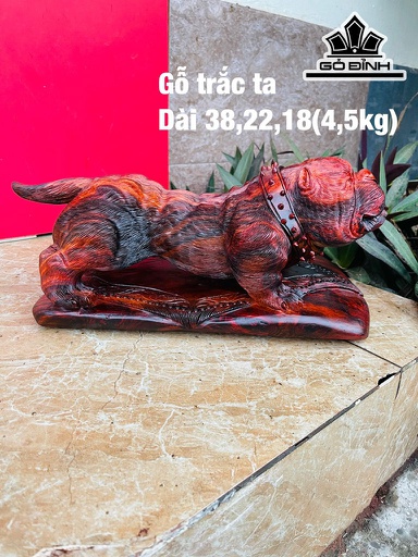 Tượng Chó Gỗ Trắc Cao 38 Ngang 22 Sâu 18 (cm)