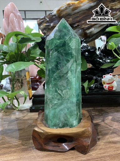 Trụ Đá Đá Flourite Cao 29,8 Ngang 16 Sâu 12 (cm) 4,1kg