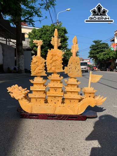Tác Phẩm Thuyền Rồng Đá Ngọc Hoàng Long Cao 78 Ngang 66 Sâu 18 (cm)