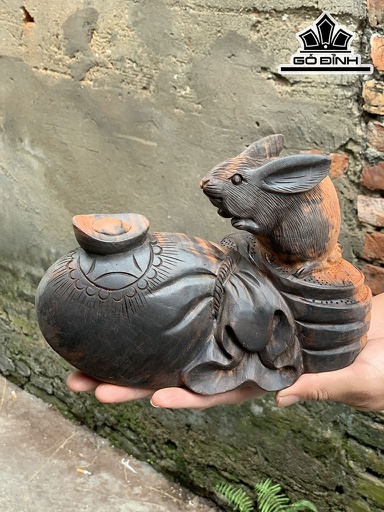 Tượng Thỏ Ngọc Gỗ Trắc Cao 17 Ngang 24 Sâu 12 (cm)