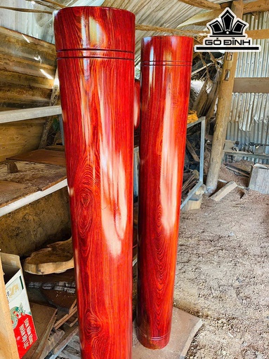 Cặp Trụ Gỗ Sơn Huyết Cao 171 Đường Kính 22 (cm)