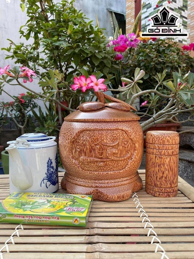 Vỏ Bình Giữ Nhiệt Nắp Măng Cụt Khắc Chữ Lộc Gỗ Dừa Loại 1 Lít