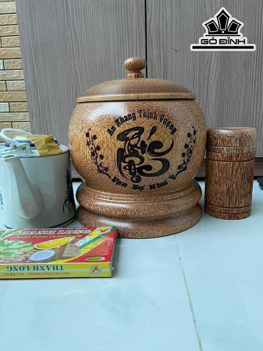 Vỏ Bình Giữ Nhiệt Nắp Nút Khắc Chữ Phúc Lộc Gỗ Dừa Loại 1 Lít