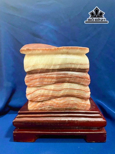 Tác Phẩm Đá Thịt Heo (Canxit) Cao 18 (cm) 3,03kg