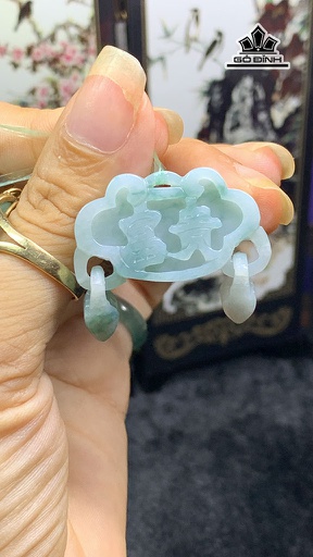 Khóa Trường Mệnh Hoa Bay Đá Cẩm Thạch Cao 18,6 Ngang 31,2 Sâu 5,6 (mm 8,1g
