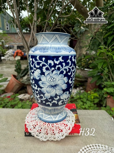 Bình Hoa Vẽ Sen Gốm Bát Tràng Cao 32 (cm)