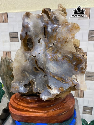 Tác Phẩm Đá Mã Não Cao 45 (cm) 13,5kg