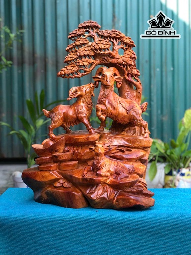 Tượng Gia Đình Dê Phong Thủy Gỗ Hương Cao 66 Ngang 48 Sâu 35 (cm)