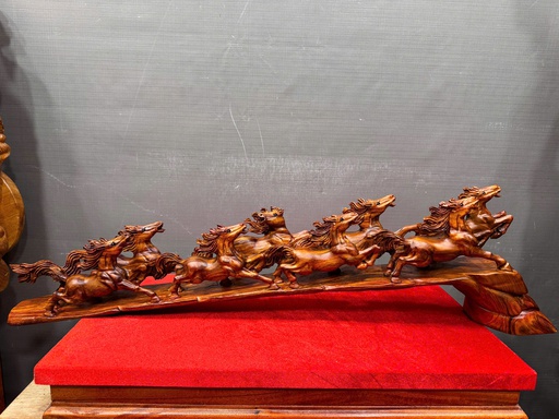 Tượng Bát Mã Gỗ Sưa Cao 30 Ngang 79 Sâu 10 (cm)