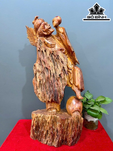 Tượng Tế Công Gỗ Hương Cao 78 Ngang 35 Sâu 15 (cm)