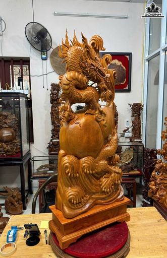 Tượng Nhất Long Chấn Hồ Lô Gỗ Ngọc Am Cao 124 Ngang 46 Sâu 18 (cm)