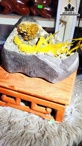 Bông Hoa Ưu Đàm Đá Trầm Tích Cao 27 Ngang 25 (cm) - 6,9kg