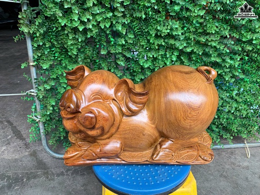Tượng Heo Gỗ Hương Cao 22 Ngang 37 Sâu 20 (cm)