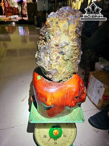 Vàng Găm Tinh Thể Đá Pyrite Cao 45 Ngang 20 (cm) - 17,7kg