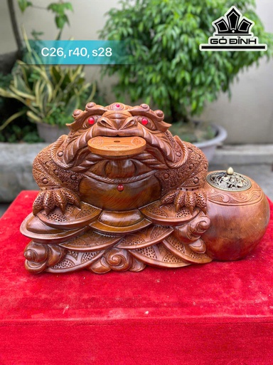 Tượng Cóc Ngậm Tiền Gỗ Ngọc Am Cao 26 Ngang 40 Sâu 28 (cm)
